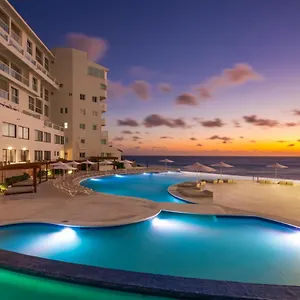 cyan-cancun-hotel-spa.quintano-roohotels.com/